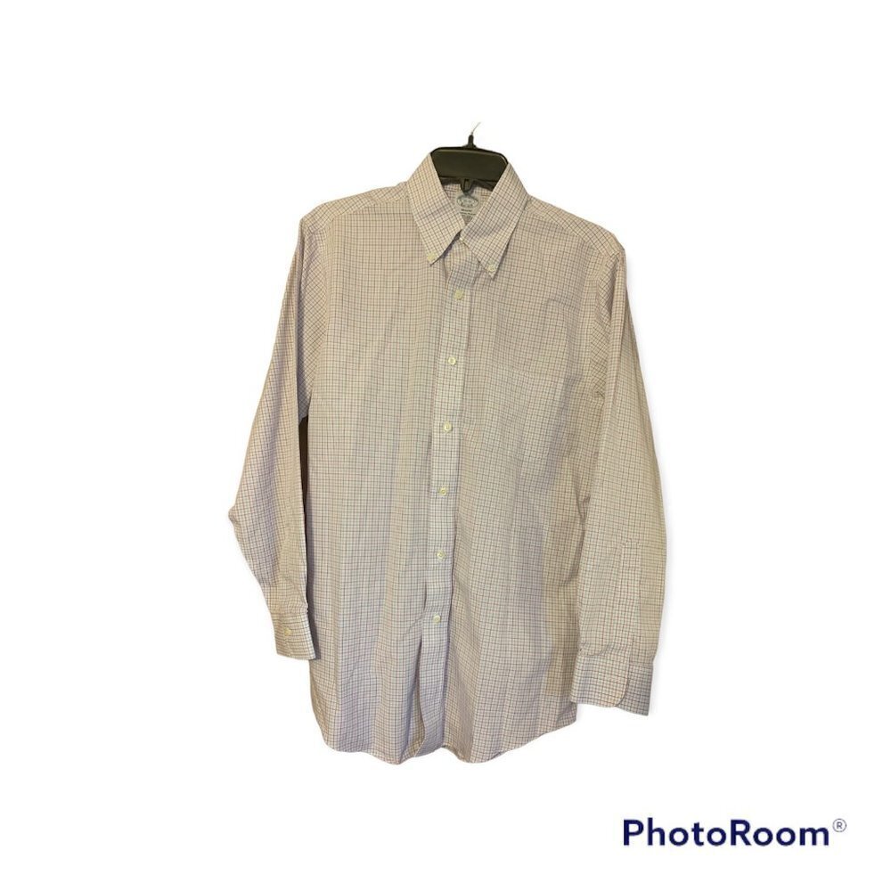 Brooks Brothers Traditional Fit Non-Iron All Cotton Button Down White and Blue a